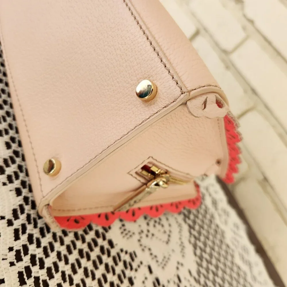Euc Kate Spade Peach Scallop Leather Crossbody Bag Purse - Picture 11 of 14